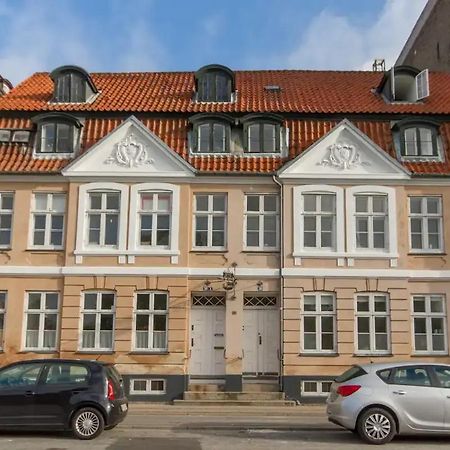 Апартаменты Beautiful Duplex Flat By Rosenborg Castle Копенгаген Экстерьер фото